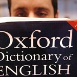 baca kamus bahasa inggris