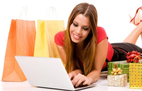 wanita belanja online