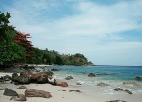 pantai tanjung lesung Banten