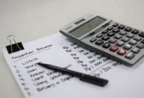 anggaran pengeluaran rumah tangga