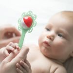 mainan rattle untuk bayi